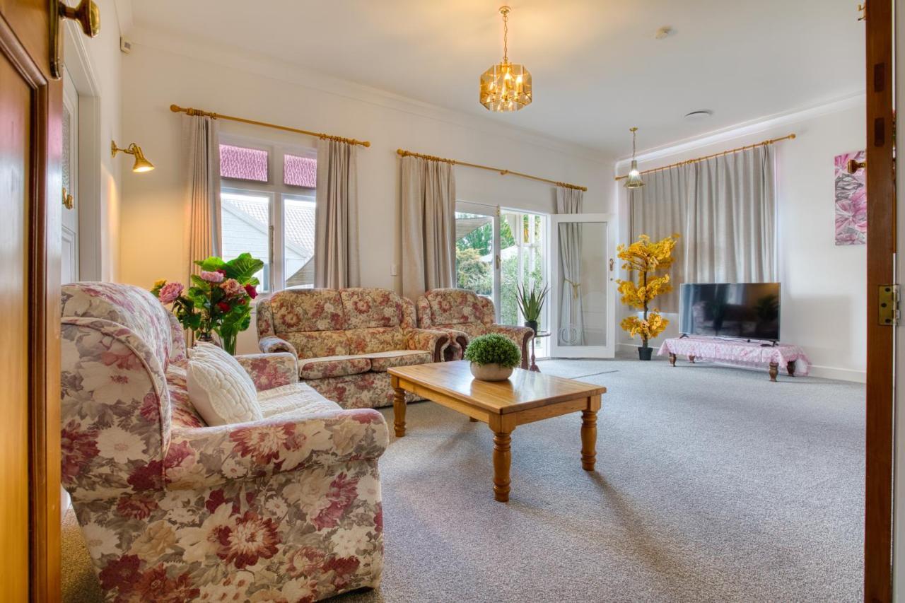 Villa Near Cbd And Globox Arena Hamilton Dış mekan fotoğraf